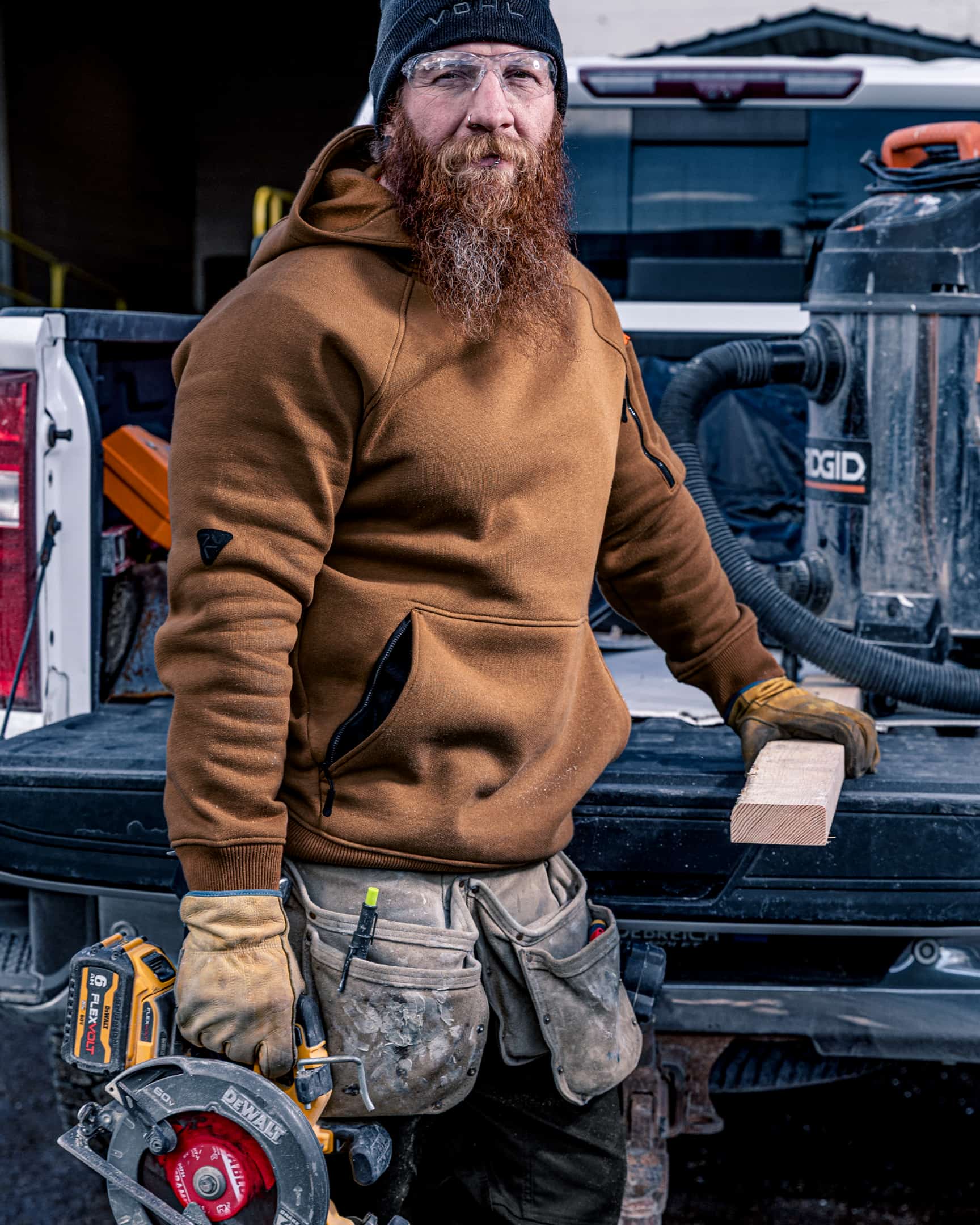 Vohl Heavyweight Fleece Hoody – Tobacco – SKU WW-PO-800, lifestyle | color:Tobacco