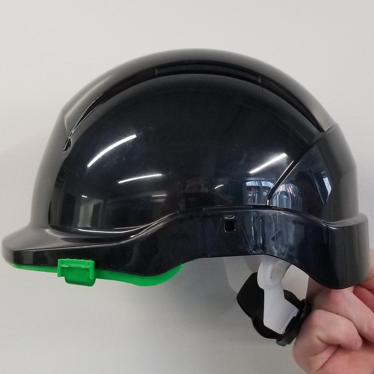 T100 Hard Hat (includes 07-125 Hard Hat Clip)